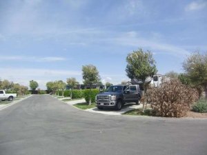 The Lakes RV &amp; Golf Resort (Chowchilla)