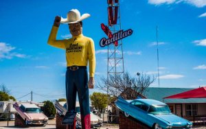 Cadillac Ranch RV Park