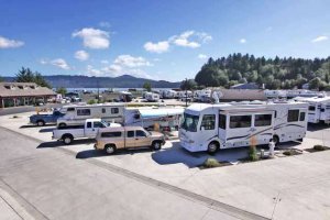 McKinley&#039;s Marina &amp; RV Park