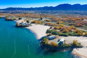 Pirate Cove RV Resort (Needles)