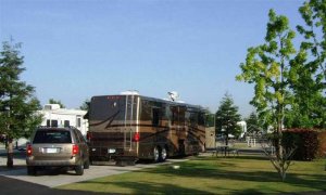 A Country RV Park (Bakersfield)